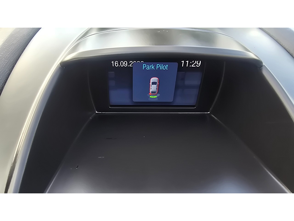 Ford Fiesta 1.0 100PS 5SPEED 4 4DR ST-LINE — thumbnail 9
