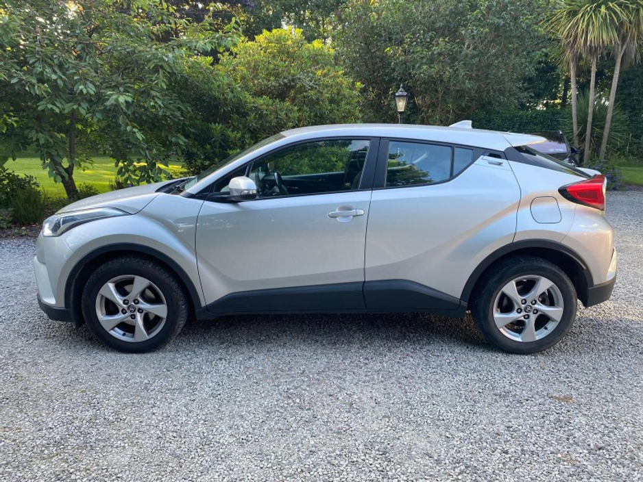 Toyota C-HR 1.2T LUNA 4DR