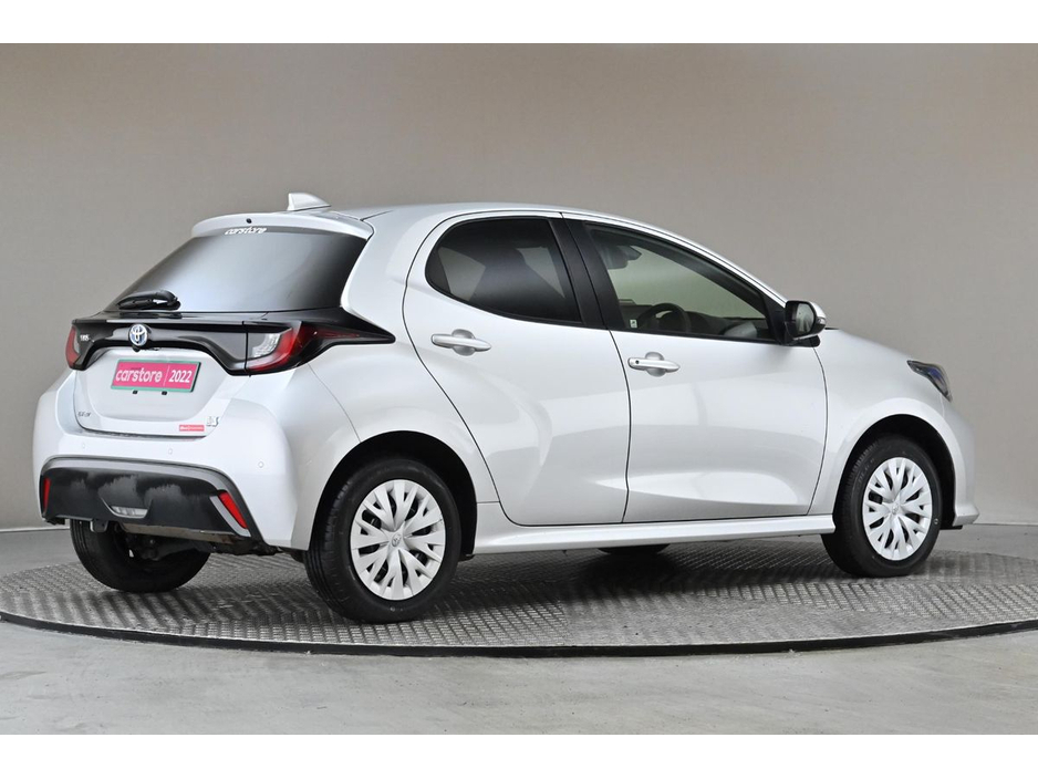 Toyota Yaris 1.5 PETROL HYBRID *REVERSE CAM*PARK SENSORS* — thumbnail 10