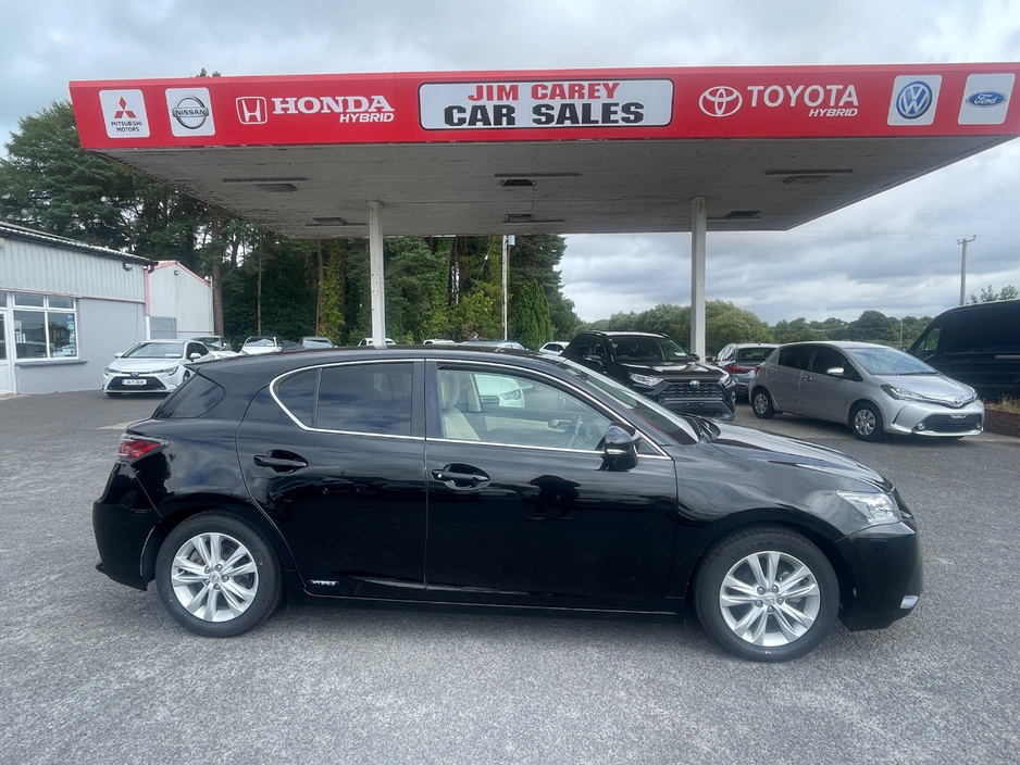 2016 Lexus CT 200 h 1.8L Petrol Hybrid For Sale Images