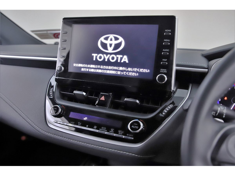 Toyota Corolla 1.8 HYBRID SPORT *REVERSE CAM*PARK SENSORS* — thumbnail 19