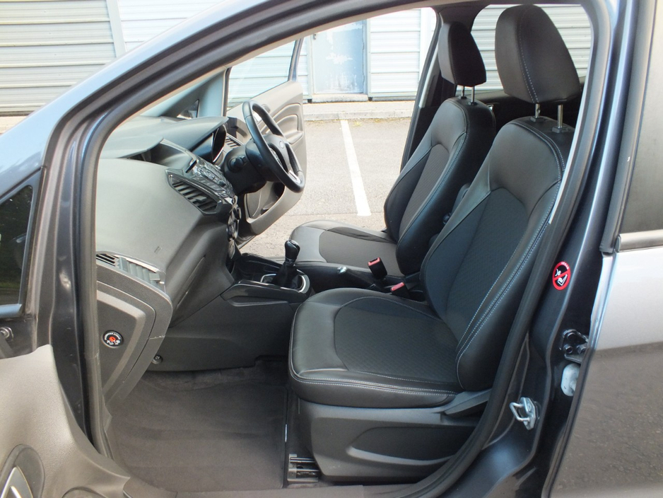 2017 Ford Ecosport 1L Petrol For Sale Images