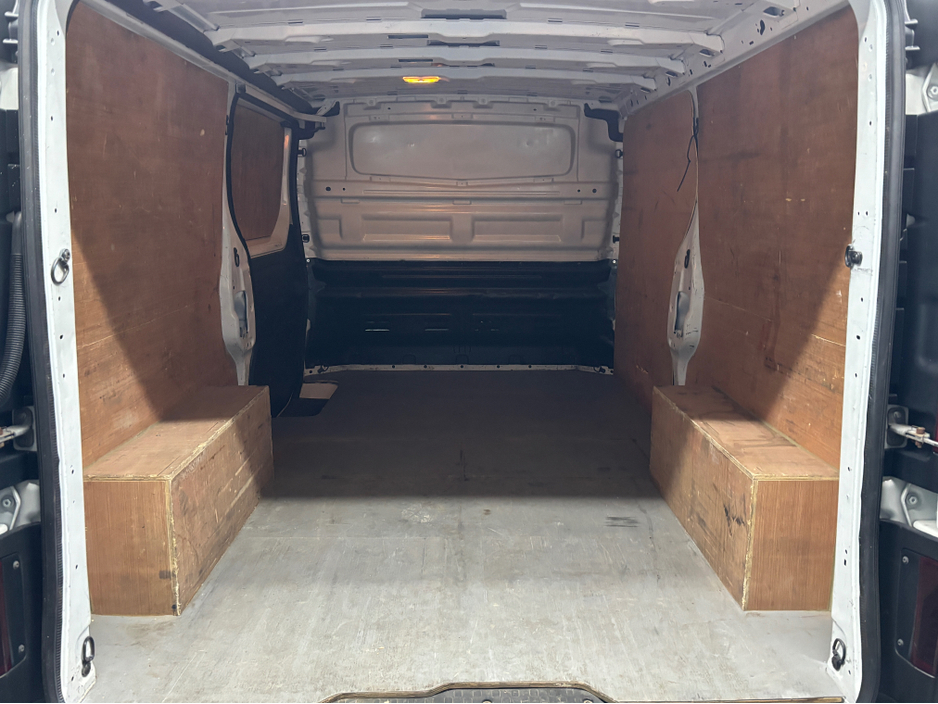 2021 Renault Trafic 2L Diesel For Sale Images