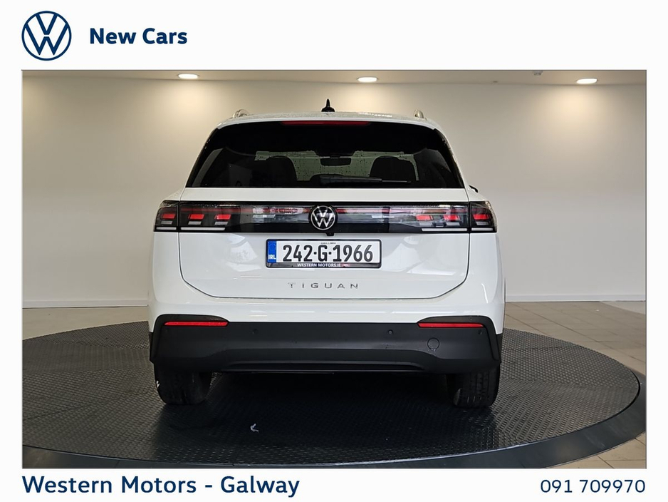 Volkswagen Tiguan Launch Edition 2.0 TDI 150HP DSG,New Model,18" Upgrade Alloys,Rear Camera,Digital Dash,App Connect,Elec Bootlid + much more — thumbnail 13