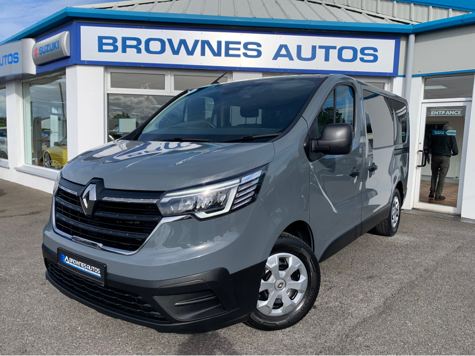 2023 Renault Trafic 2.0L Diesel For Sale Images