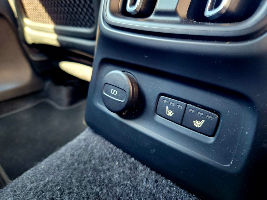 2022 Volvo XC40 1.5L Petrol Plug-in Hybrid For Sale Images