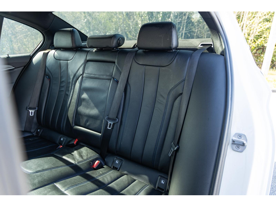 BMW 5 Series 530E M SPORT M PERFORMANCE *1 YEAR WARRANTY* — thumbnail 29