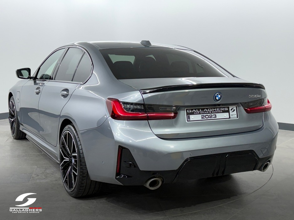 2023 BMW 3 Series 2L Petrol Plug-in Hybrid For Sale Images