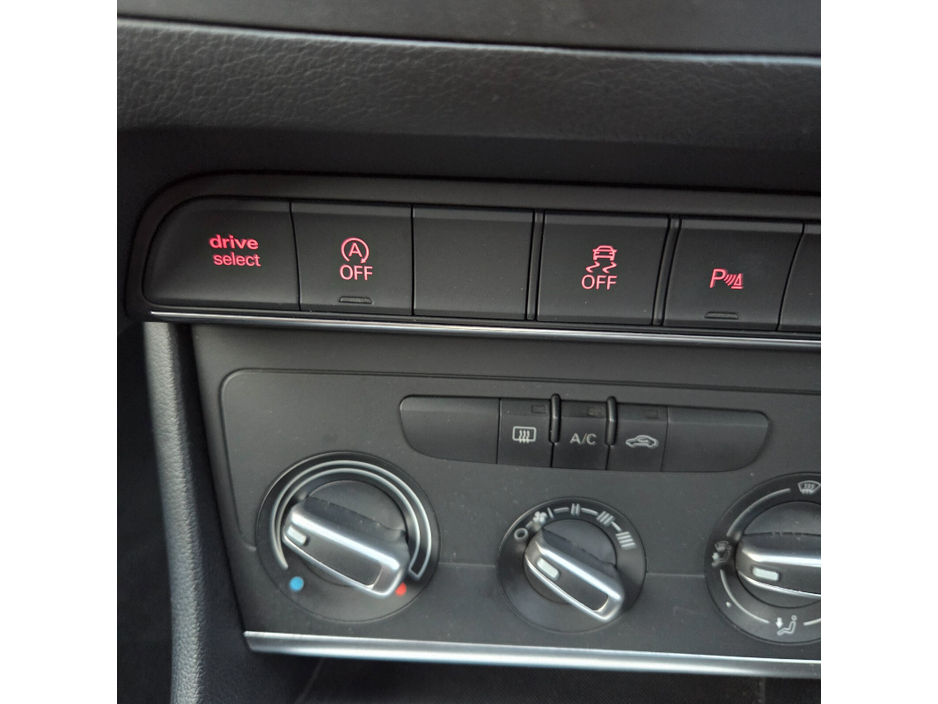 2016 Audi Q3 2L Diesel For Sale Images