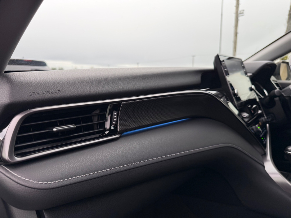 2023 Toyota Camry 2.5L Petrol Hybrid For Sale Images