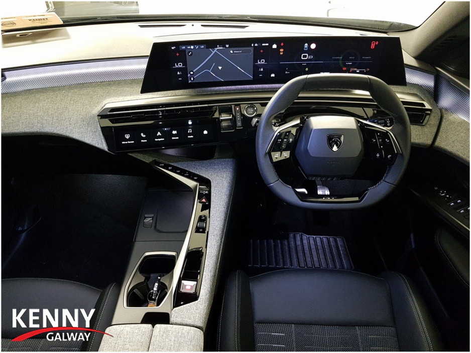 2025 Peugeot 5008 1.2L Petrol For Sale Images