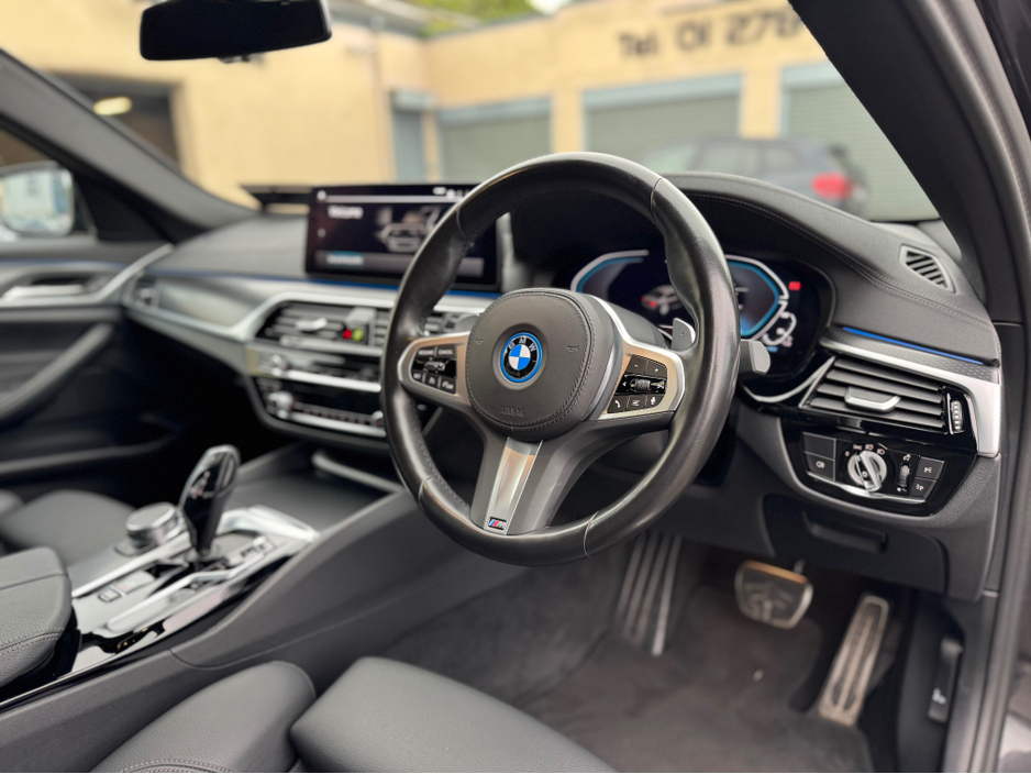 2023 BMW 5 Series 2.0L Petrol Plug-in Hybrid For Sale Images
