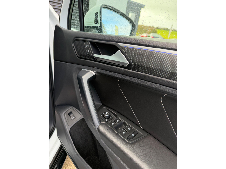 2023 Volkswagen Tiguan 2L Diesel For Sale Images