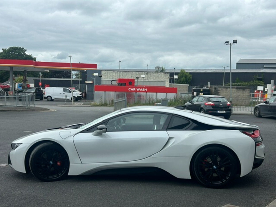 2017 BMW i8 1.5L Petrol Plug-in Hybrid For Sale Images