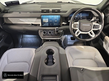 2025 Land Rover Defender 2L Petrol Plug-in Hybrid For Sale Images