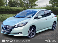 Nissan Leaf SV Premium 40kWh