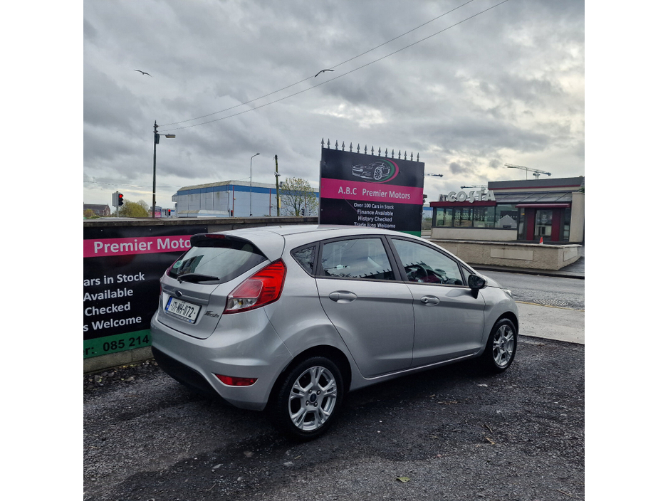 Ford Fiesta 1.0 EcoBoost 65PS S/S Zetec — thumbnail 4