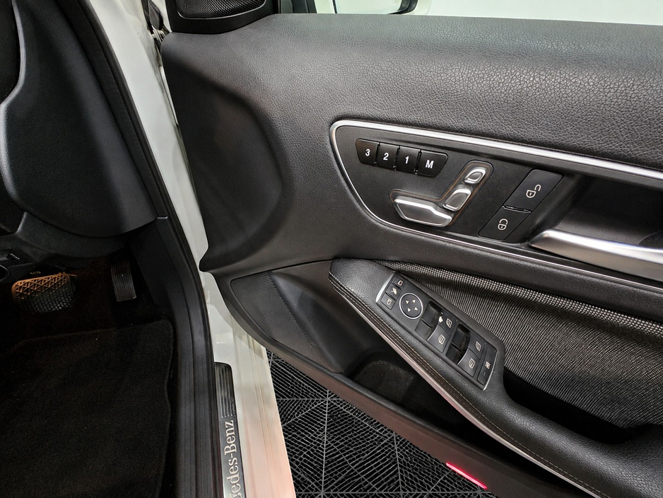 2016 Mercedes-Benz A Class 1.6L Petrol For Sale Images