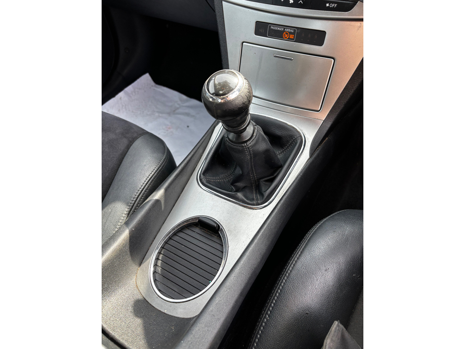 2015 Toyota Avensis 2L Diesel For Sale Images