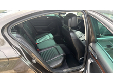 2019 Volkswagen Passat 2L Diesel For Sale Images