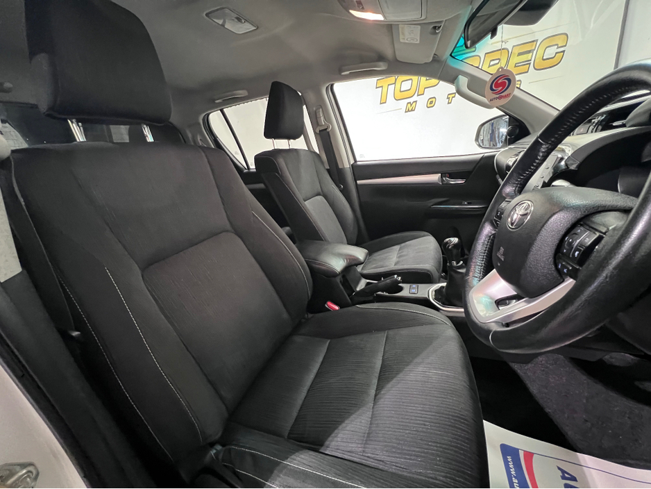 2021 Toyota Hilux 2.8L Diesel For Sale Images