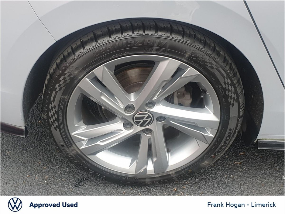 Volkswagen Golf 2.0 TDI 150HP R-Line + Extras +Call Paul Sheehan 0872299855 + — thumbnail 9