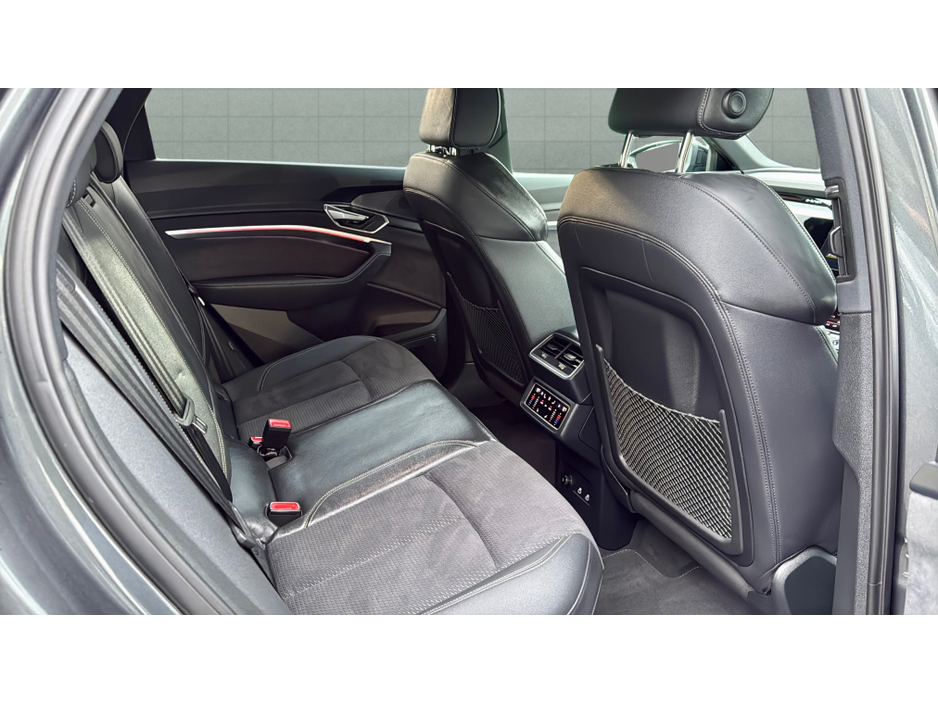 2024 Audi Q8 e-tron 0.9L Electric For Sale Images