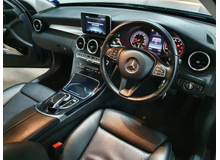 Mercedes-Benz C Class 2.0 Saloon Petrol Automatic RWD (184bhp)