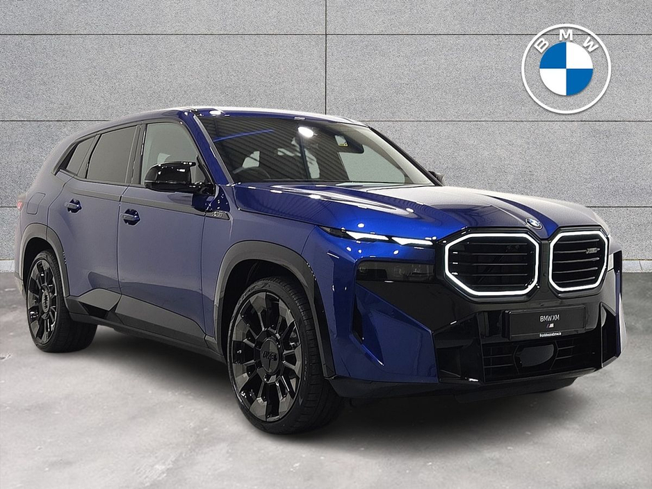 2026 BMW XM 3L Petrol Plug-in Hybrid For Sale Images