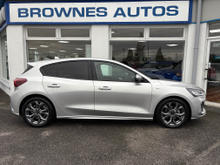 2024 Ford Focus 1L Hybrid For Sale Images