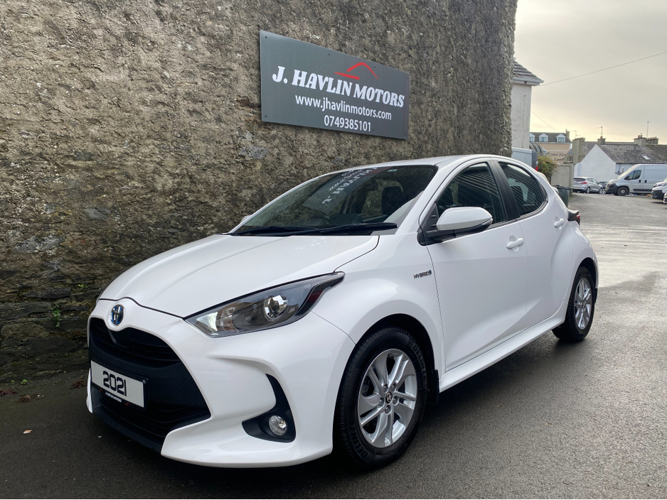 2021 Toyota Yaris 1.5L Petrol Hybrid For Sale Images