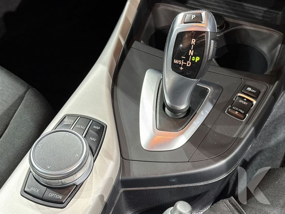 BMW 1 Series 1.5 118i AUTOMATIC - REVERSE CAMERA — thumbnail 20