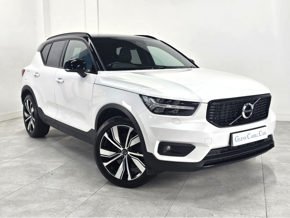 2022 Volvo XC40 For Sale Images