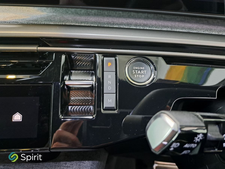 Peugeot 3008 1.2 Allure MHEV 136HP*Call Andrew 0862617858* — thumbnail 29
