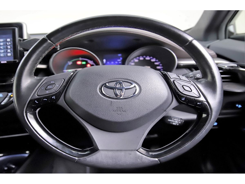 Toyota C-HR 1.8 HYBRID *HALF LEATHER*REVERSE CAM*PARK SENSORS* — thumbnail 17