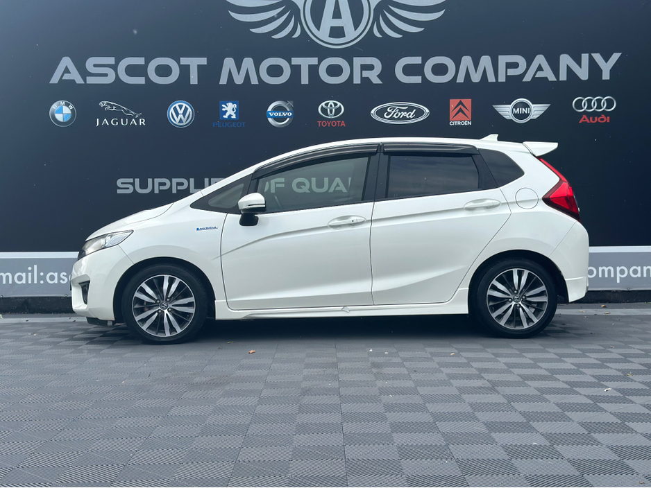 Honda Fit Hybrid — thumbnail 5