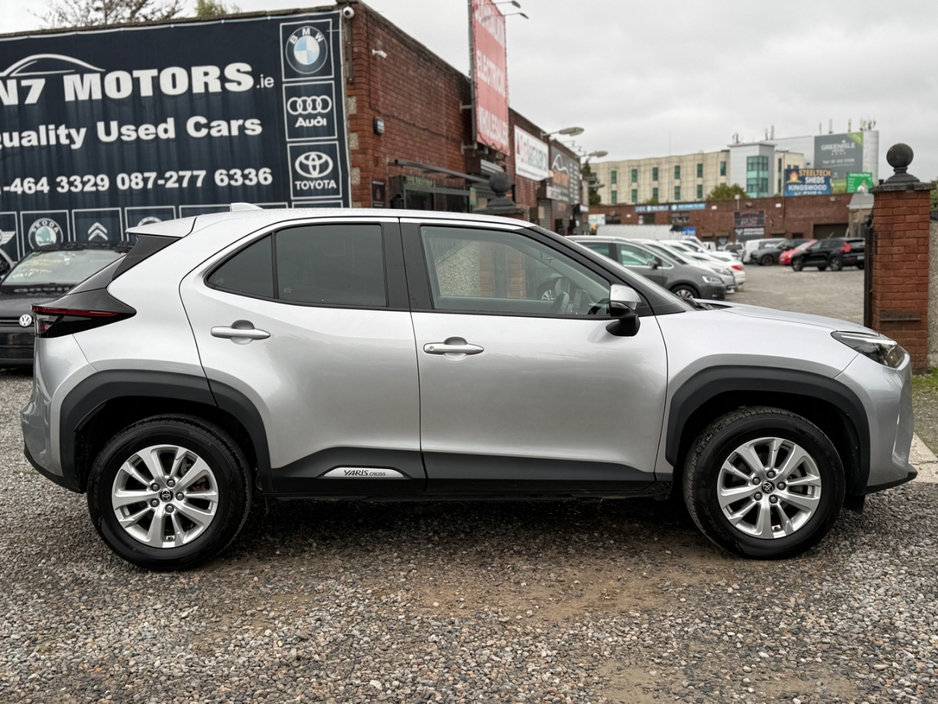 2024 Toyota Yaris Cross 1.5L Petrol Hybrid For Sale Images