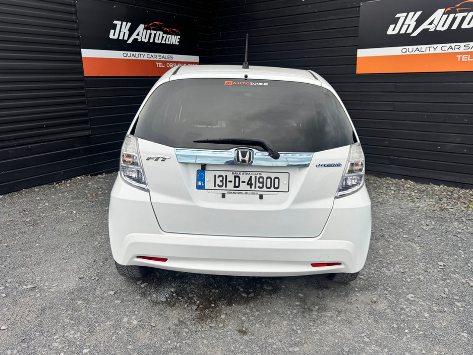 Honda Fit 1.3 HYBRID 5DR AUTO — thumbnail 5