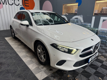 Mercedes-Benz A Class 2019 MERCEDES-BENZ A200D 2.0 AUTOMATIC / CRUISE CONTROL / 360 PARKING CAMERA / ELECTRIC MEMORY & HEATED SEATS / APPLE CARPLAY / PADDLE SHIFTERS / AMBIENT LIGHTS
