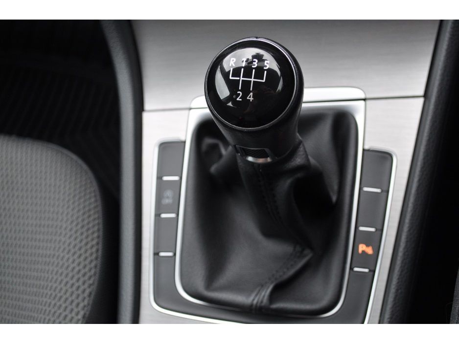 2016 Volkswagen Golf 1.6L Diesel For Sale Images