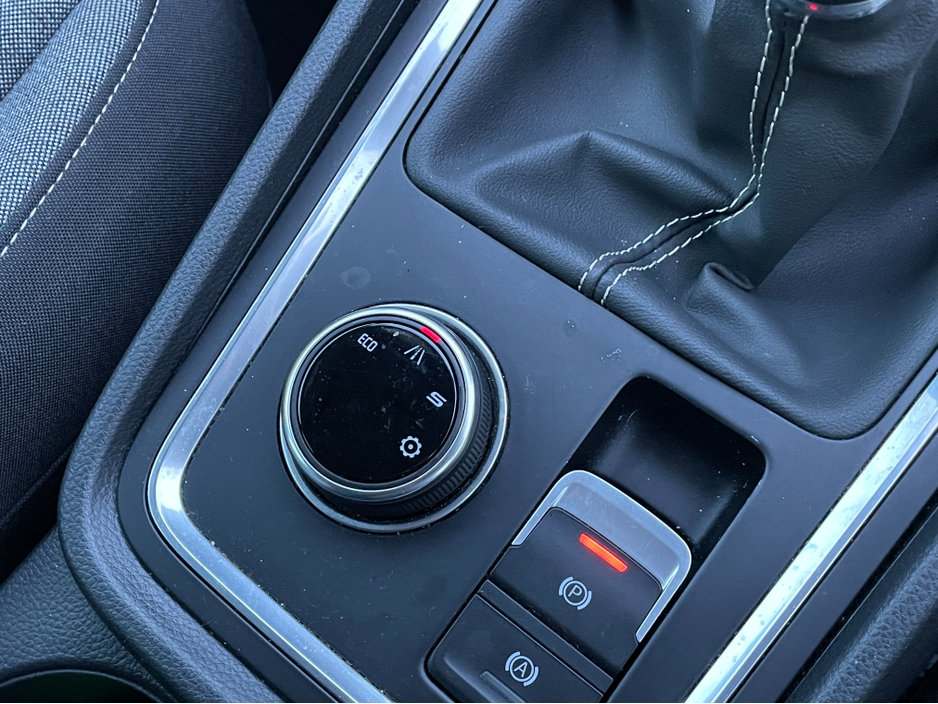 2022 SEAT Ateca 2L Diesel For Sale Images