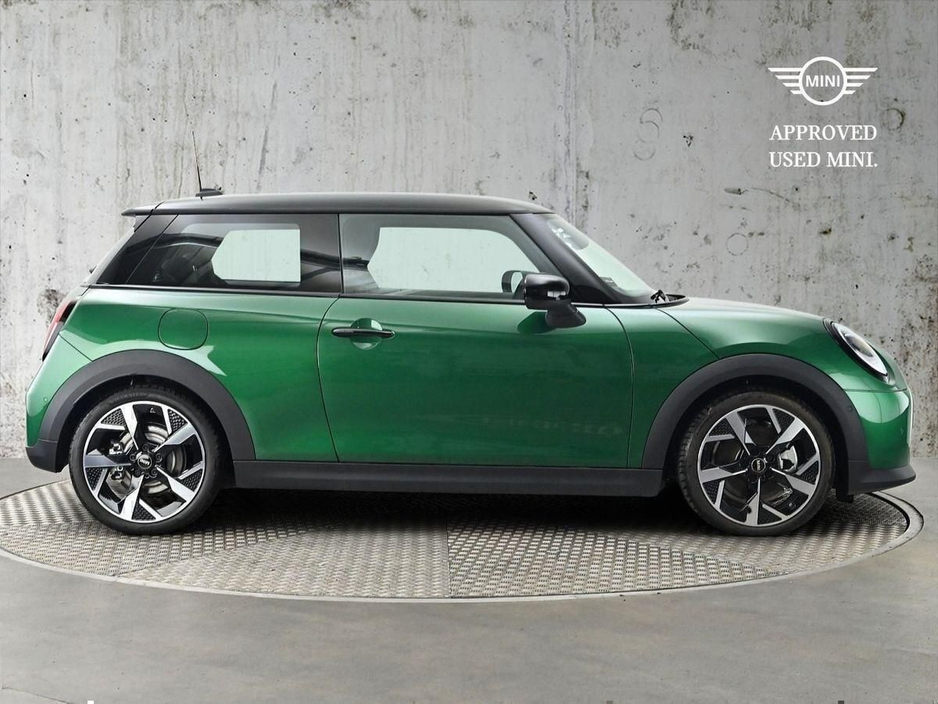2024 MINI Hatch 1.5L Petrol For Sale Images
