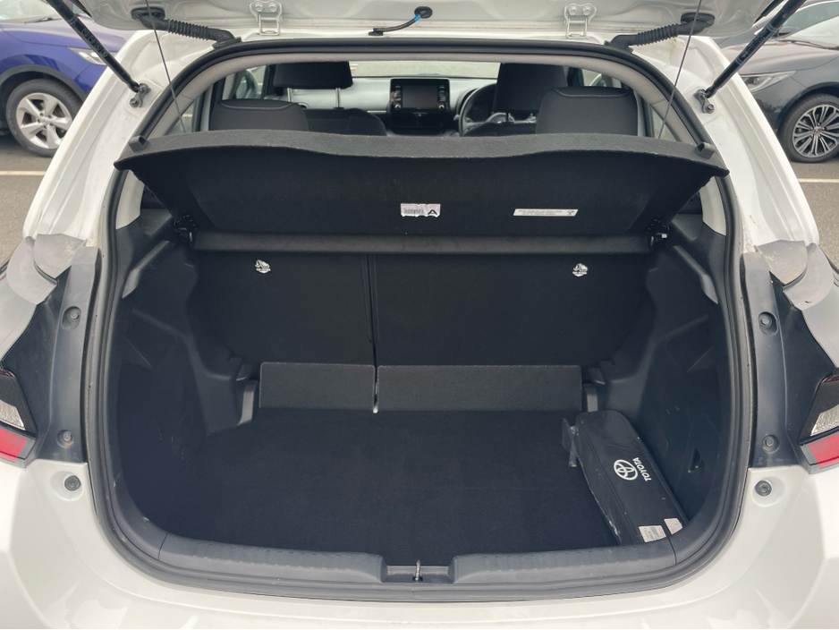 2022 Toyota Yaris 1.5L Petrol Hybrid For Sale Images