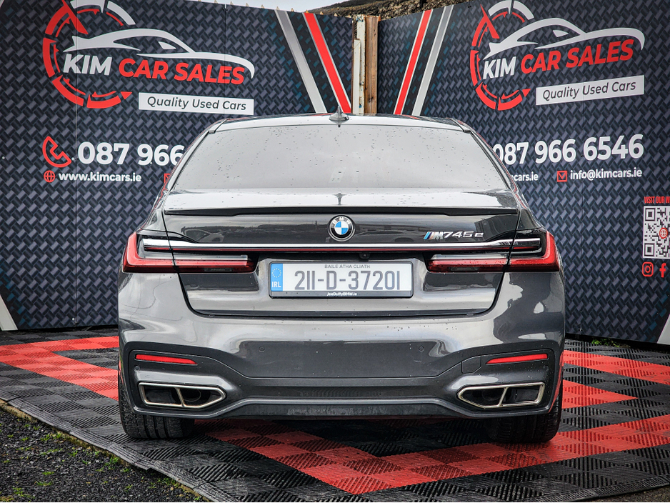 2021 BMW 7 Series 3L Petrol Plug-in Hybrid For Sale Images