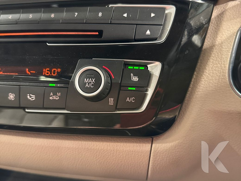 BMW 3 Series 330E 2.0 HYBRID AUTOMATIC - LUXURY - FULL BEIGE LEATHER - UPGRADED ALLOYS - ADAPTIVE CRUISE CONTROL - LED HEADLIGHTS - REAR CAMERA — thumbnail 26