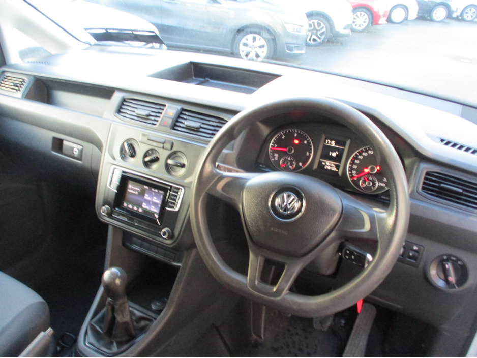 2016 Volkswagen Caddy Maxi 1.6L Diesel For Sale Images