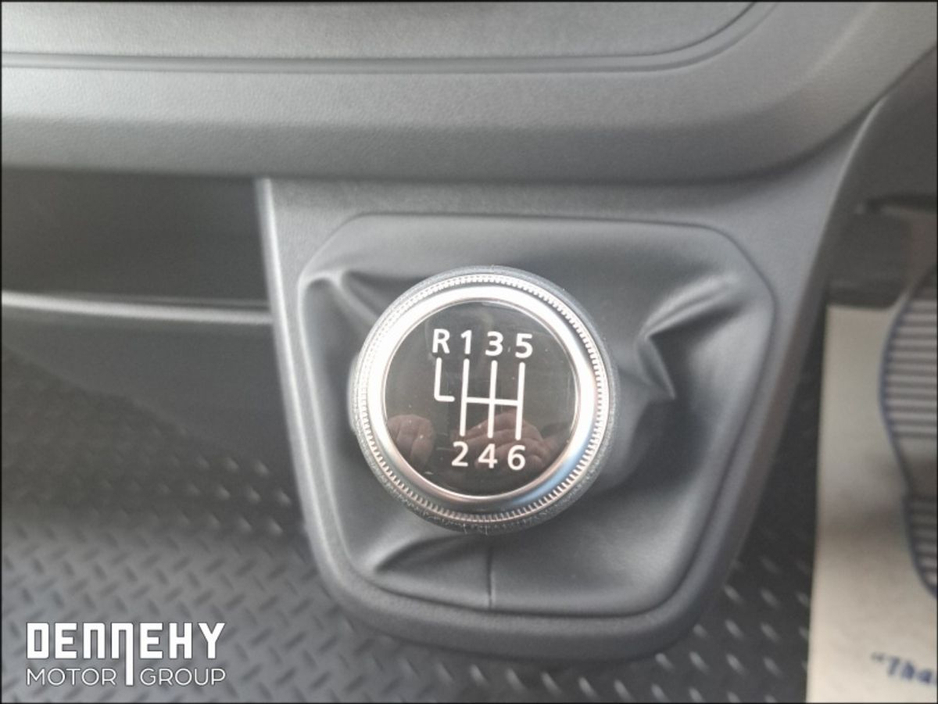2026 Renault Trafic 2L Diesel For Sale Images