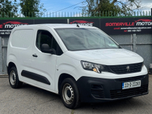 2022 Peugeot Partner 1.5L Diesel For Sale Images