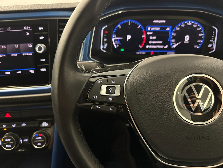 2021 Volkswagen T-Roc 2L Diesel For Sale Images