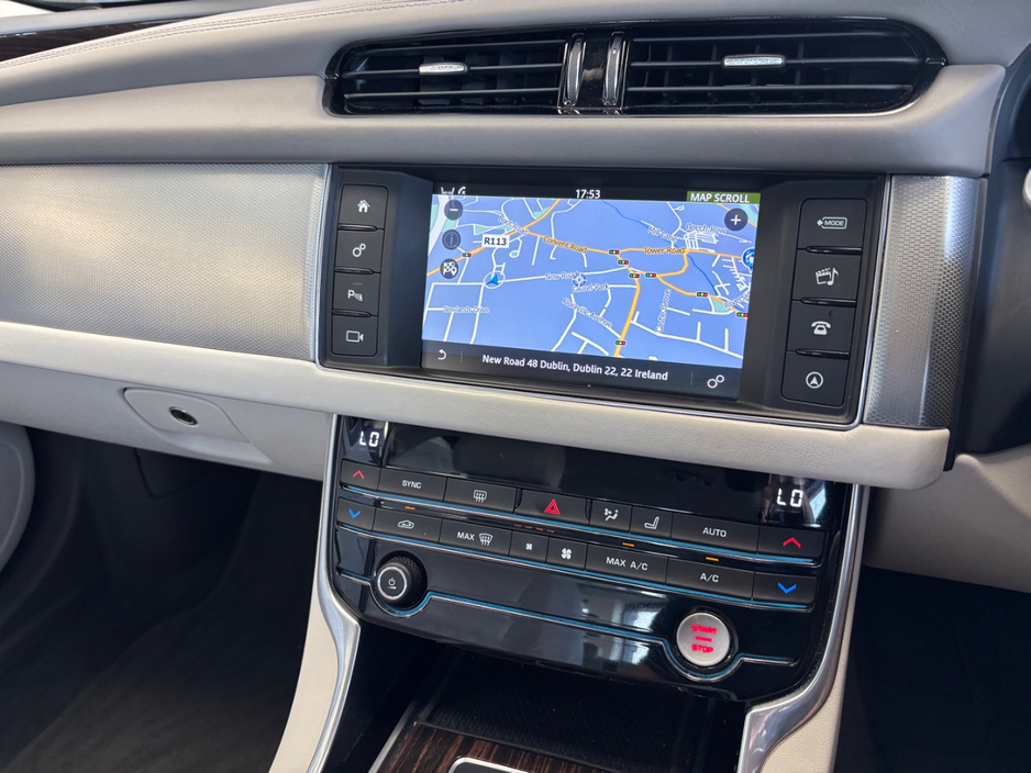 2016 Jaguar XF 2L Diesel For Sale Images